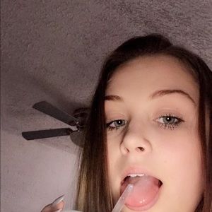 Meet your Posher, Kay